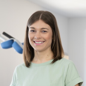 Sandy – Empfang & Telefon | imPuls Physiotherapie, Marbach